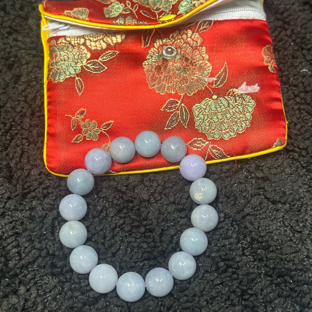 Natural Jade Beaded Bracelet with Red Floral Pouch